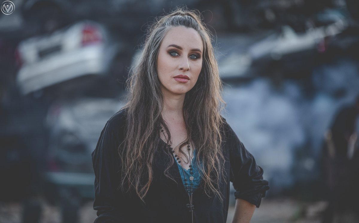 metalmessage's tweet image. 🎶 FFO:
Halestorm, Evanescence,
Within Temptation

Svetlana Bliznakova • Vocals
𝐒𝐄𝐕𝐈 • 🇧🇬 • Alternative Rock/Metal • Est. 2010 • @Sevisinger • #sevi

𝕹𝖊𝖜 Music 𝖁𝖎𝖉𝖊𝖔:
"World That Doesn't Fit"
📺 🎥 YouTube

#metalmessage #rock #powerballad #video #artistsupport