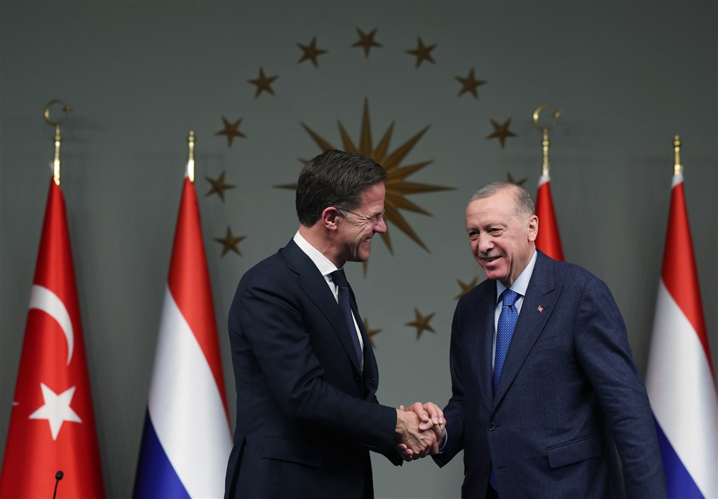 Turkije spreekt steun uit voor Rutte als NAVO-chef: 'Kan bijna niet meer misgaan' rtl.nl/nieuws/binnenl…