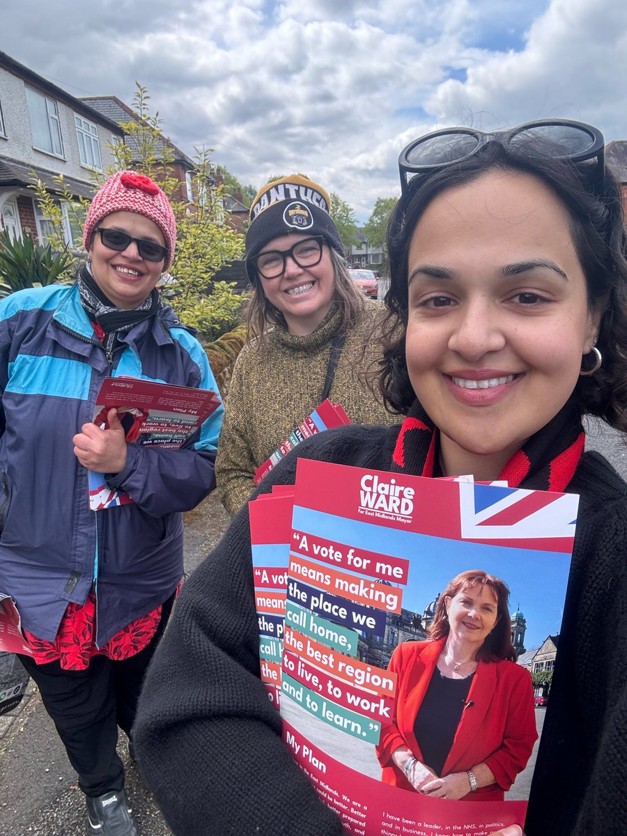 Great to be out in Sherwood with local councillors Nayab Patel and @adelewilliams, picking up casework and campaigning for Thursday’s local elections. Lots of people voting @ClaireWard4EM for East Midlands Mayor and @gary_godden for Notts Police and Crime Commissioner! 🌹