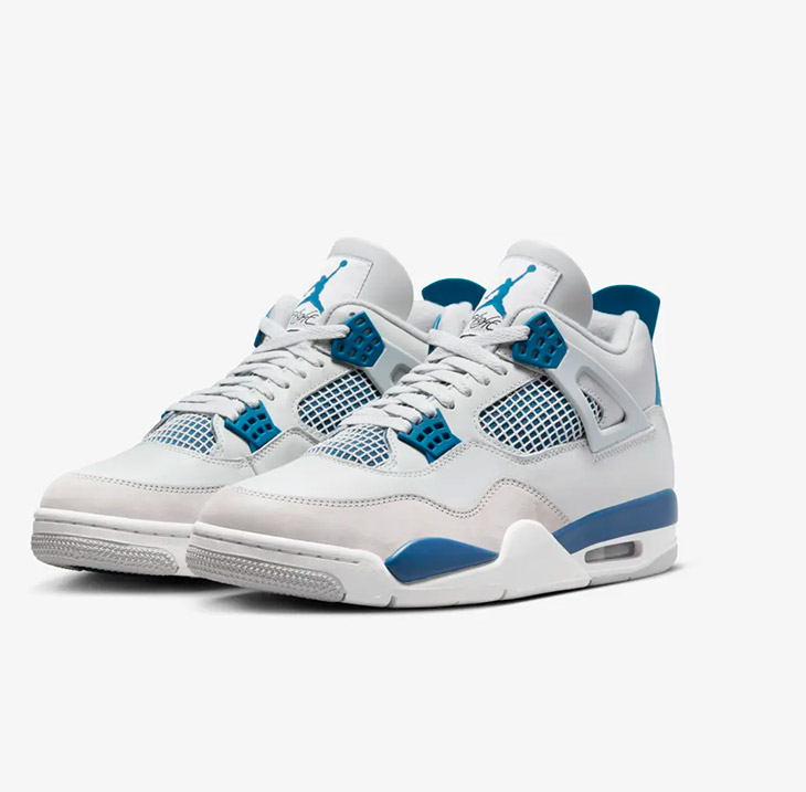 #Jordan4 Industrial Blue Release - See more: malemodelscene.net/sportswear/sne… Photo Courtesy © Nike #AirJordan #MichaelJordan #AirJordan4IndustrialBlue