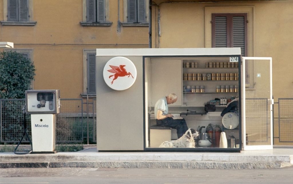 A small Mobil gas station in Modena, Italy, as photographed by Luigi Ghirri (1973)