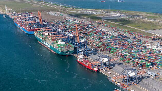 Total throughput at the port of Rotterdam fell by 1.4 percent in the first quarter of 2024 compared to the same period last

#heavylift #projectcargo #projectlogistics #projectforwarding #logistics

bit.ly/4dkYFxu