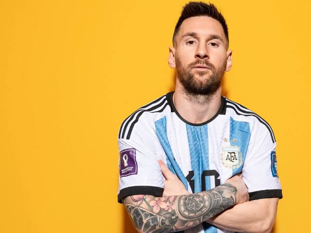 🧵 Top 5 Lionel Messi's autistic moments💀😭 Bonus one at the end☝️ GOAT? RTs Appreciated🐐