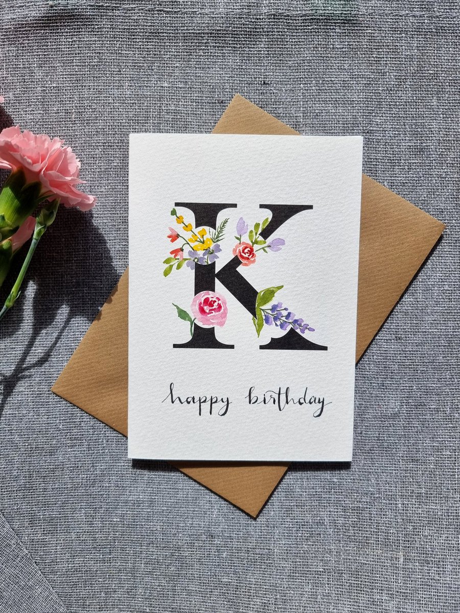 Sun is shining in my garden today, and I feel happy 🩷
Flowers on my letter card is originally hand painted by me 🥰

invisibleye.etsy.com/listing/876317…
#elevenseshour #birthdaycard #spring #Mondayvibes #UKGiftHour #Flowers #London #HandmadeHour #craftbizparty