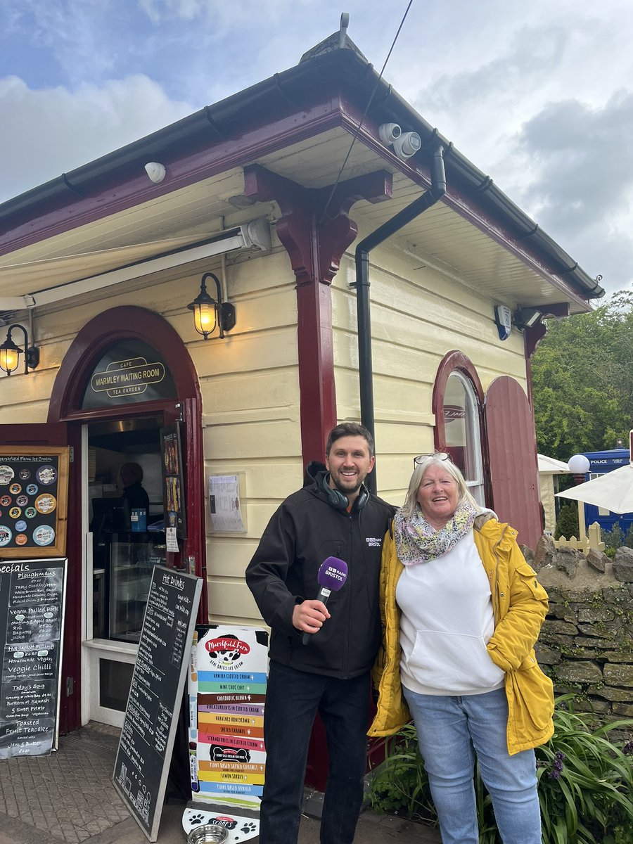 What a treat getting to hang out with the legend that is @JoeSims10’s mum all morning for @BBCBristol! Thanks to @WarmleyWaiting for having us and if you look carefully you can spot a Tardis Toilet in the background. #qualitylocalradio #mumsontherun