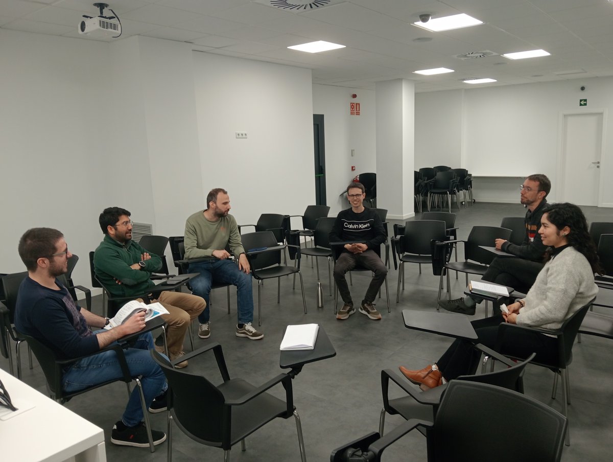 The #DigittoMe project pretends to create new #Mentoring models, where the new #DigitalTools play a crucial role. To reach this objective, we have organised a #FocusGroup with professionals in Support-Girona. A first conclusion has been that #PeoplewithDisabilities can be…