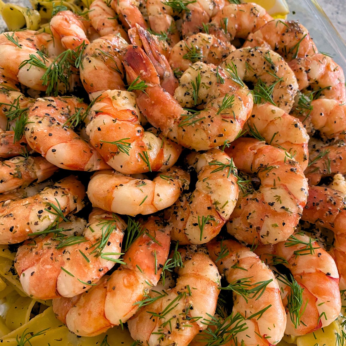 Cheers to National Shrimp Scampi Day! 🍤 Dive into buttery, garlicky goodness. #ShrimpScampiDay #DeliciousIndulgence #PersonalChef #weeklyMealPrep 🌟