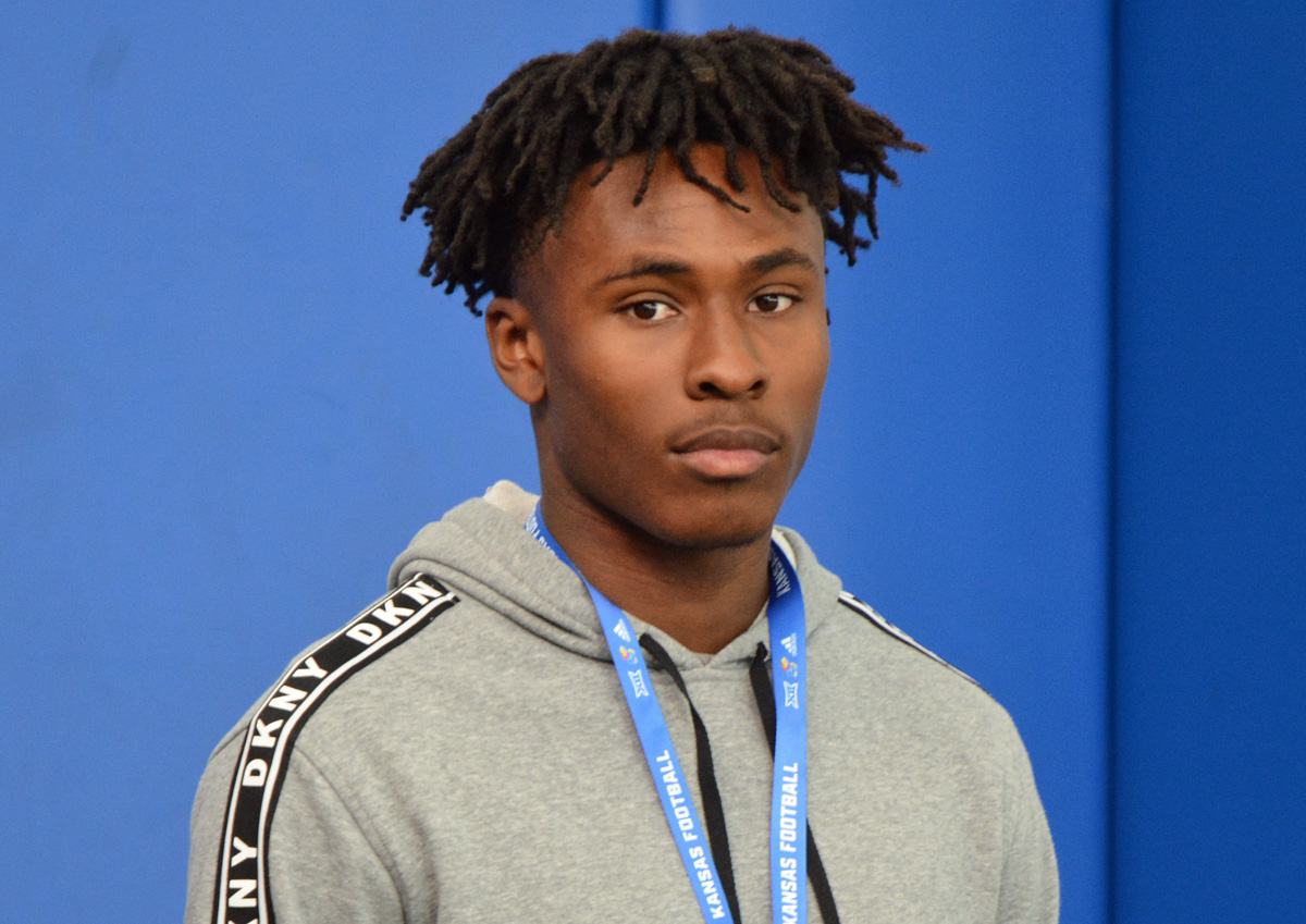 John Kelly is a running back with multiple offers and is expected to take an official visit to KU. There are a lot of changes to the list and we have the updates. #kufball LINK: kansas.forums.rivals.com/threads/recrui…