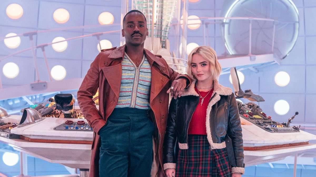 It’s really not long now until the first full series of our new Doctor and Companion duo! I’m so intrigued to know more about them and their journey together ❤️❤️

#DoctorWho #NcutiGatwa #MillieGibson
