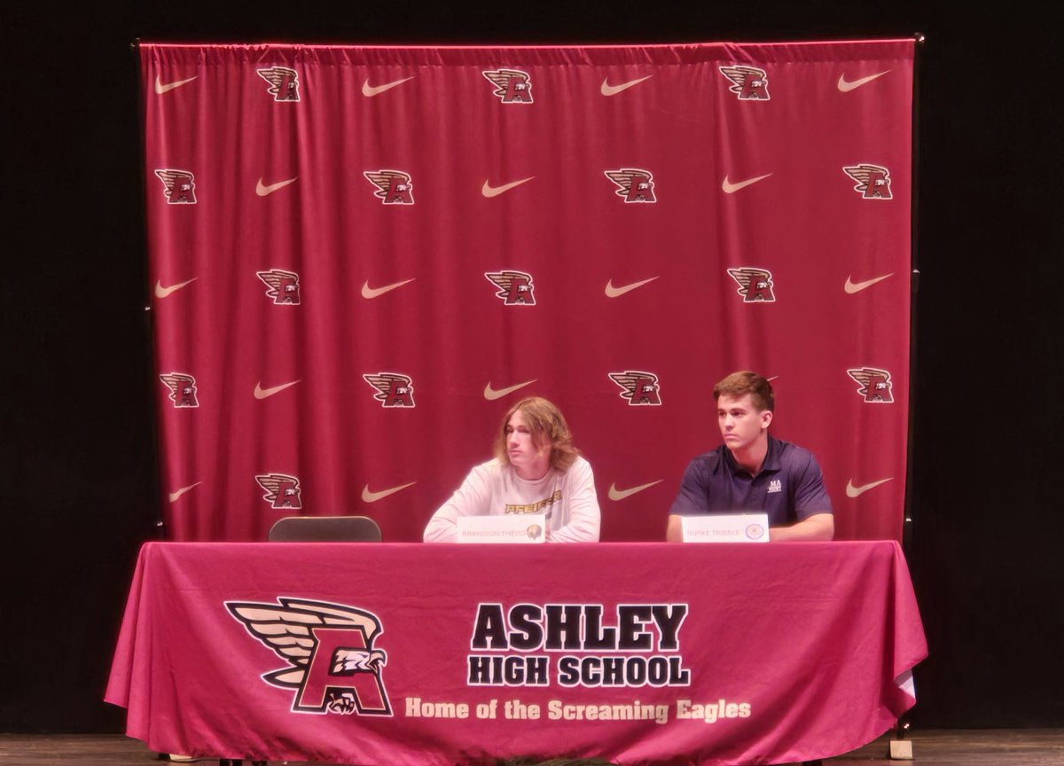 CoastalPreps's tweet image. Congrats to the 12 student athletes from @AshleyAthletics who signed today to play at the next level!