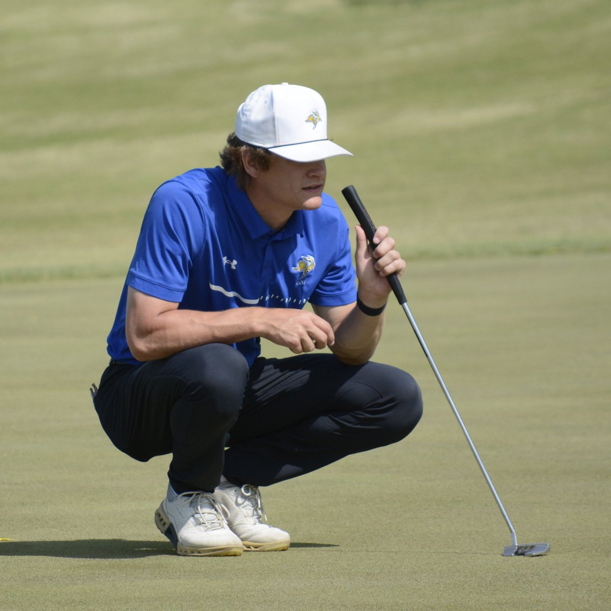 Making moves 📈

Tyler Seeling co-leads the field after a -4 front 9 holes! 

📊 » gojacks.co/44jXoTt