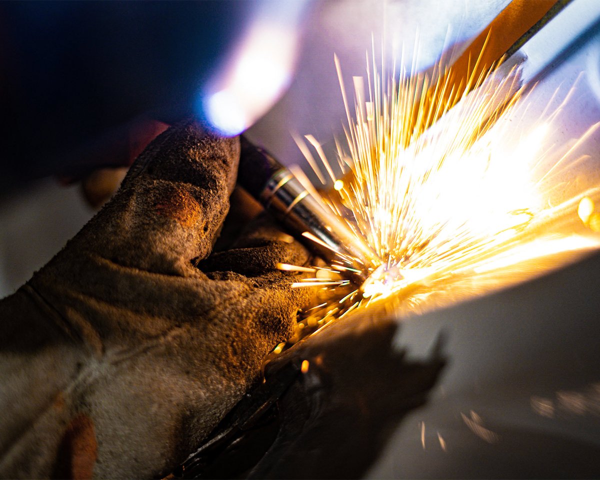 It’s National Welding Month! Welders play a big part in the collision industry. They use critical thinking and a steady hand to bring cars back to safe, working condition. When you’re ready to join the industry, click here: careers.boydgroup.com/Creative/assur… #NationalWeldingMonth