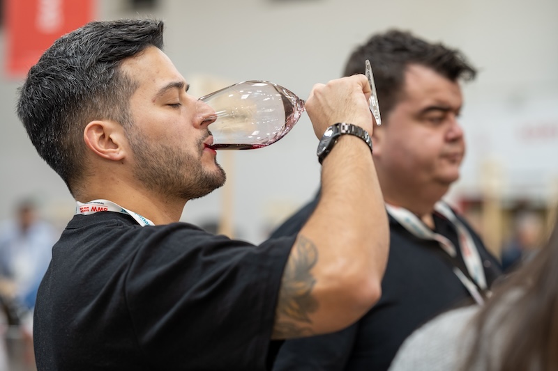 El salón del #vino #español #Barcelona #Wine #Week (#BWW) ampliará un 24 % su superficie en la edición de 2025 debido a alta demanda de participación, ha informado la organización del evento @bcnwineweek fyh.es/barcelona-wine… #FYHvino 🍷🍷🍷🍷🍷🍷🍷🍷🍷🍷🍷🍷🍷