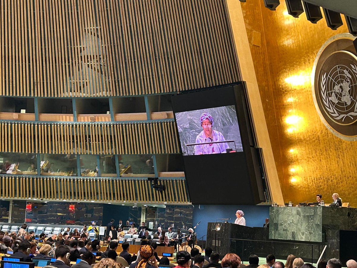 PioSmith_UN's tweet photo. #OurCommonFuture must be a future for all, where no one is left behind. 

This message was reiterated at the opening of the 57th session of the Commission on #Population & Development.

Looking forward to the #CPD57 discussions this week as we also prepare for the #ICPD30 global dialogues to be held in #Bangladesh next month.
