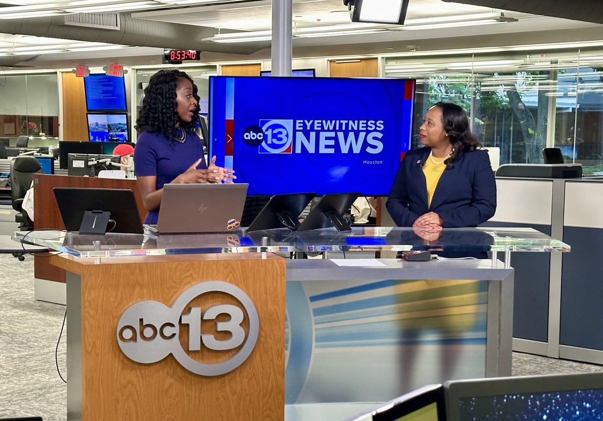 There are two days left to #voteearly in the May 4 Uniform & Special Elections! ✅🗳️Clerk @teneshiaforhc was @abc13houston to speak about the importance of these races and how you can get involved in the process by being an #election worker. More at harrisvotes.com.