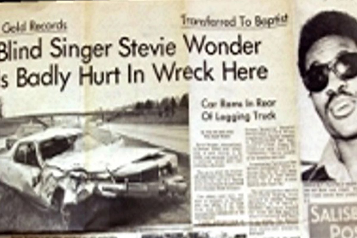 In 1973, three days after the release of Innervisions, Stevie Wonder was in an accident where a log from the truck his driver was following in North Carolina crashed through the windshield & hit Stevie in the forehead. He was in a coma for 10 days. Keep your distance. 🪵