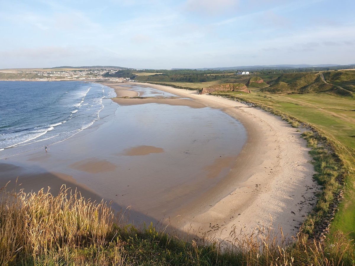 Cullen Beach Clean Date of next beach clean: Tuesday 7 May. 5.30pm - 6.30pm. Location: Cullen Beach Meeting Point: By steps to beach by golf club house/public toilets at 5.20pm at AB56 4WB / What3Words Location: across.reactions.turkeys tinyurl.com/Cullenbeachcle…