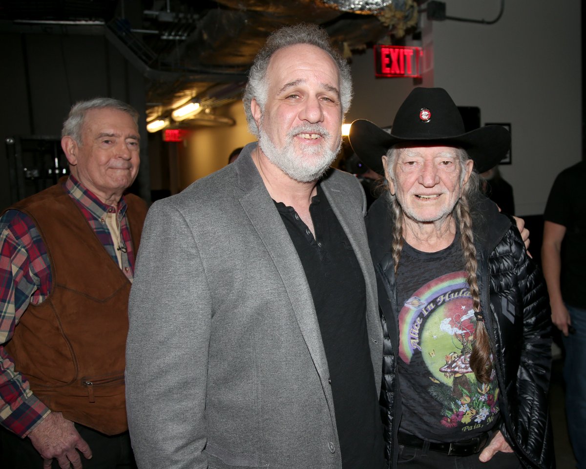 Happy Birthday @WillieNelson! Love you!