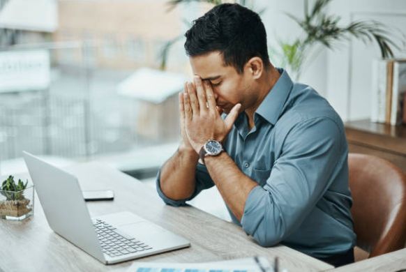 Have you encountered the drama of false urgency? '4 Game Changing Methods to Combat a Culture of False Urgency at Work' via @LollyDaskal buff.ly/3UA9xAq