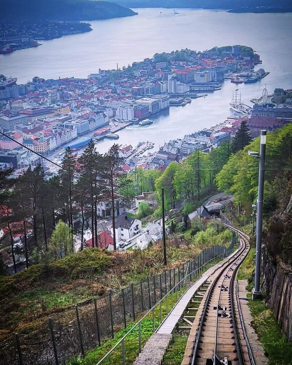 📍Bergen, Norway 

View of #bergen from the #funicular 

#travel #travelplanner #beautiful #bergen #norway #history #culture #architecture #love #travelphotography #amaZing