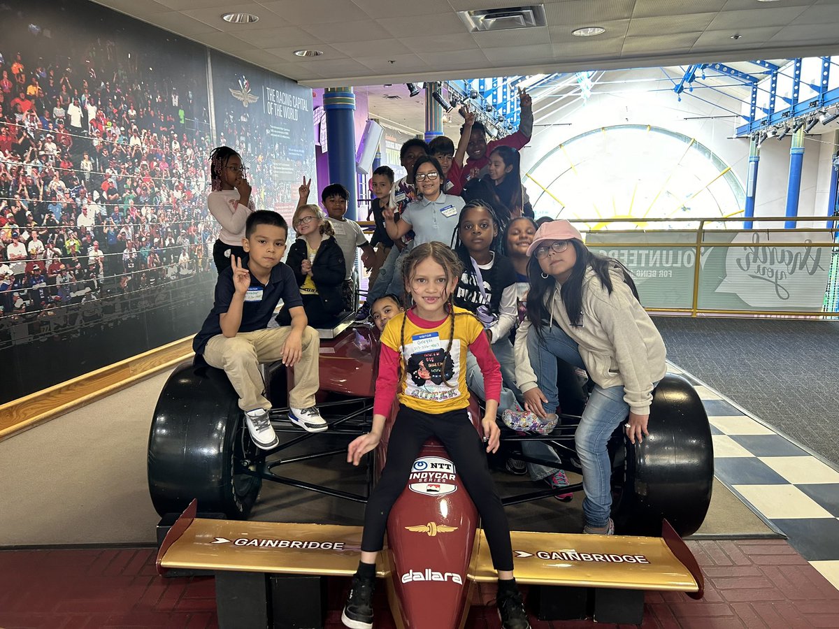 🌟 IPS Lew Wallace School 107 🌟 tweet media