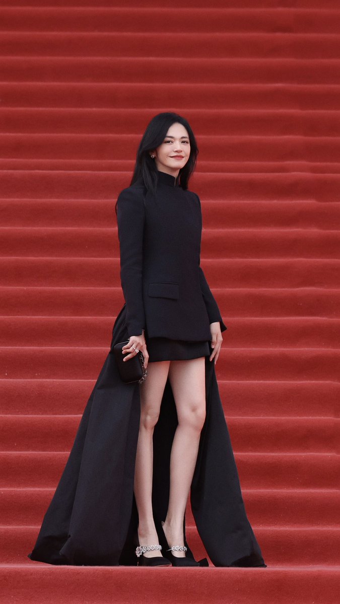 Yao Chen wore #FendiCouture to the 14th Beijing International Film Festival.