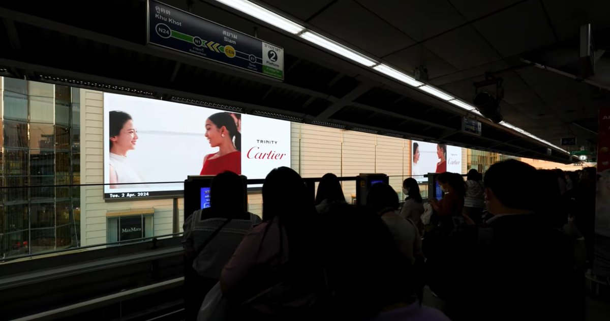 Jisoo for Cartier campaign ads in Bangkok