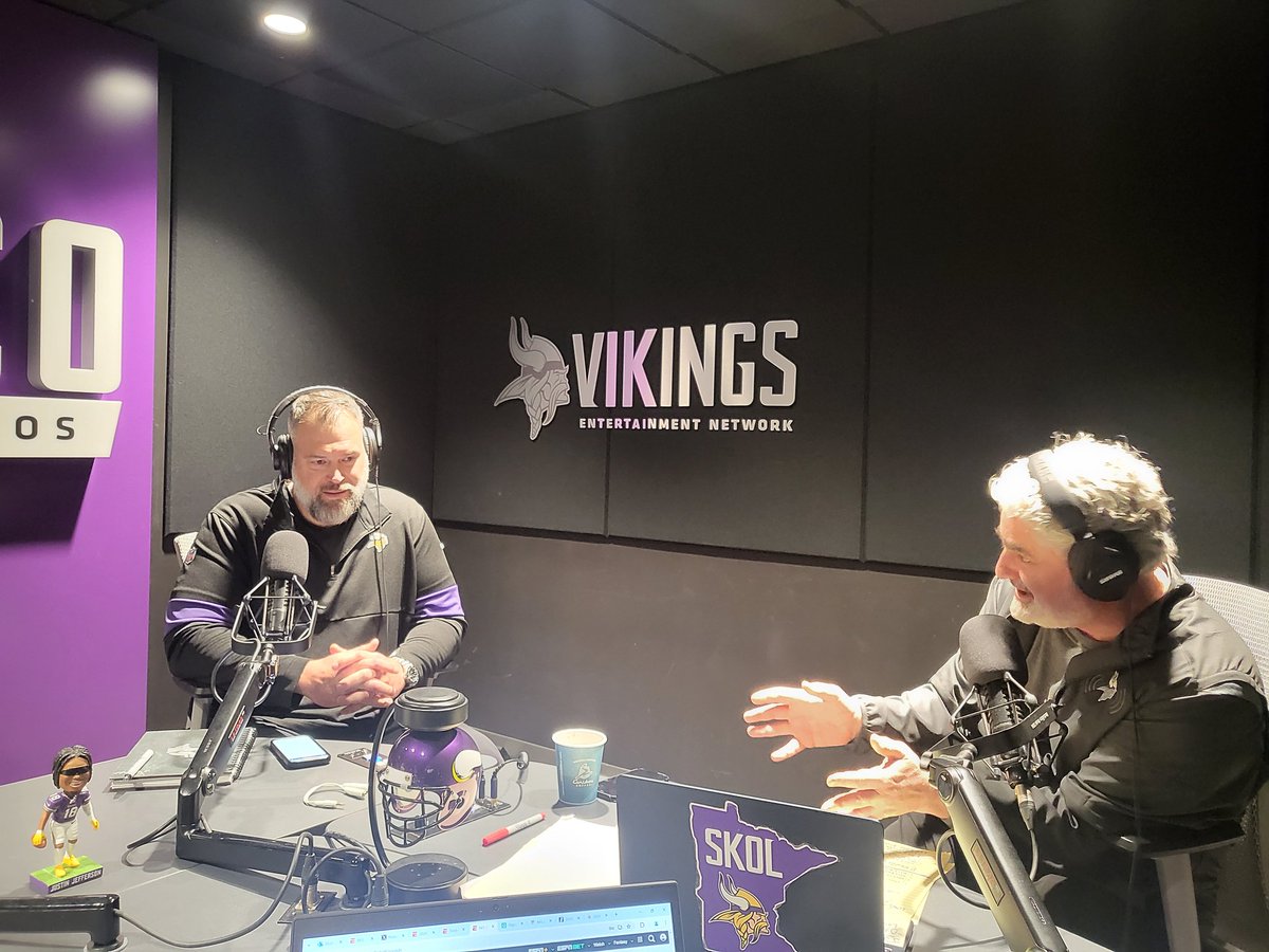 NOW: Sr VP of Personnel Ryan Grigson joins @PAOnTheMic & @PeteBercich in TCO Studios #92Noon! #Vikings
KFAN.com/listen