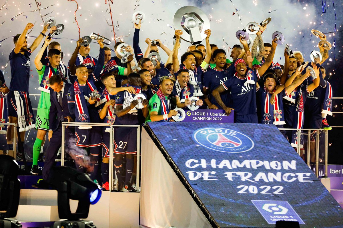 Le PSG se verra remettre son trophée de champion de France 2024 le 12 mai prochain après la rencontre face à Toulouse. 🏆❤️💙 Pour rappel, il s’agira de la dernière de l’Hexagoal, le trophée actuel, avant une nouvelle version en 2025. 🗞️ @le_Parisien_PSG