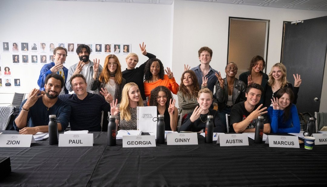 it's happening!! the cast is all together to shoot season 3 of ginny and georgia!! #ginnyandgeorgia