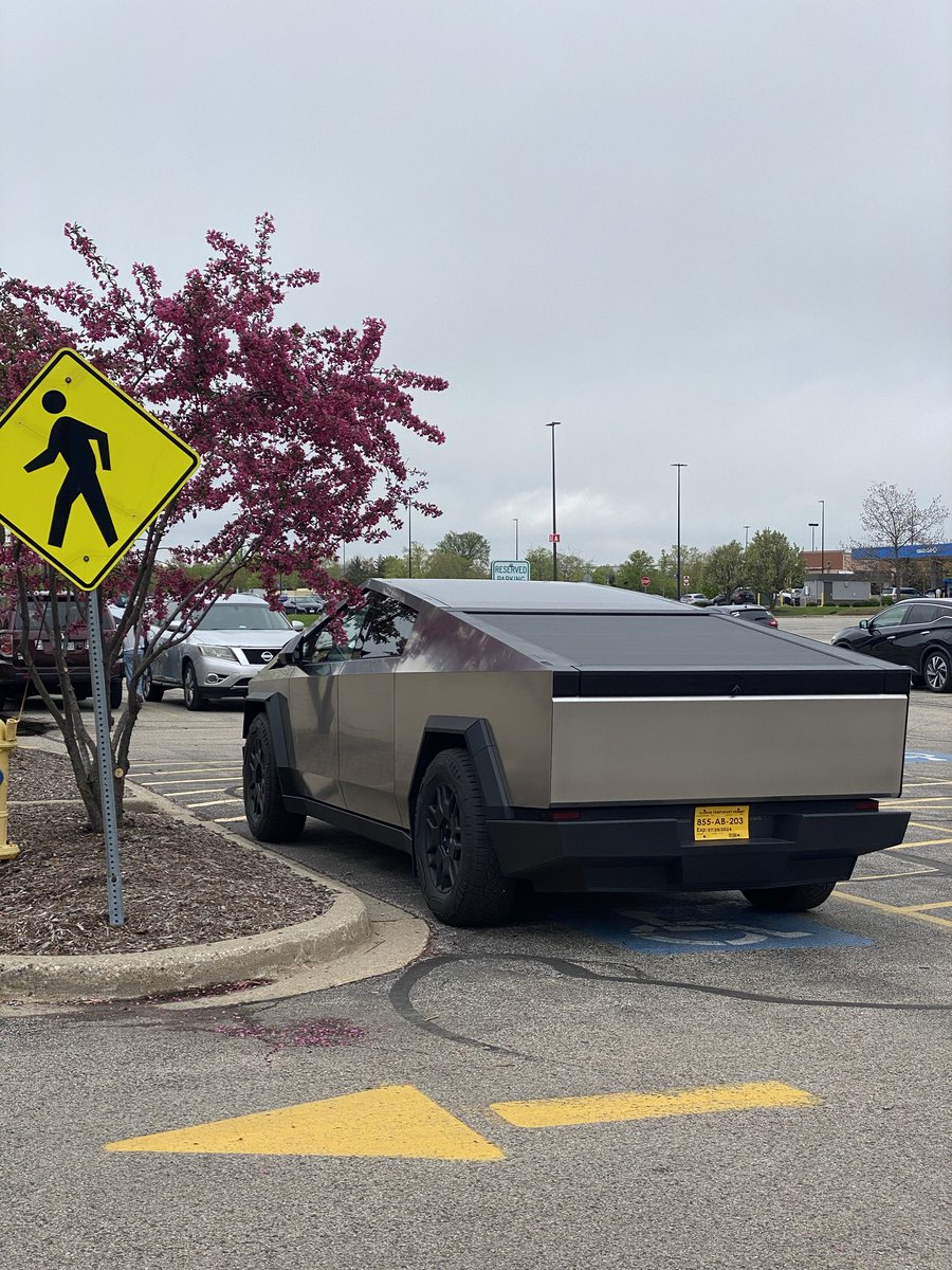 #cybertruck #carspotter