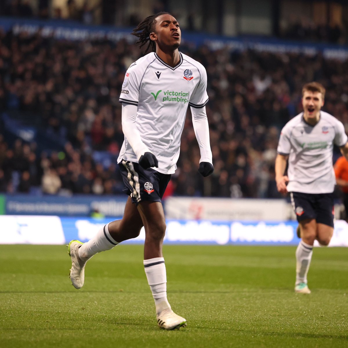 other than Adams obviously, Paris Maghoma should 100% be our main target. On loan from Brentford, been absolutely unreal for Bolton and would fill a gap left in our midfield. #dcfc #bwfc