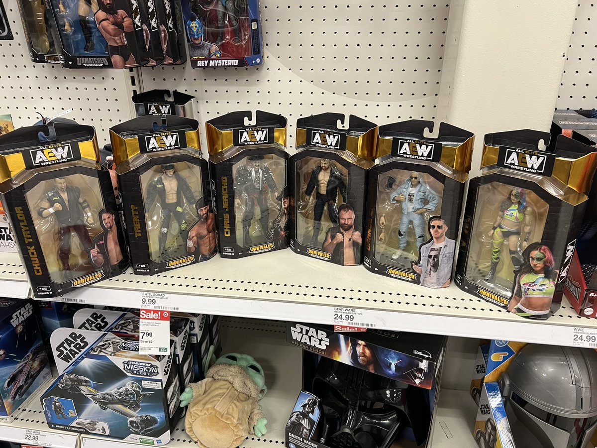 This is why you can’t find @aew Unrivaled 14 anywhere. @Target & @Jazwares  can’t get on the same page. Unrivaled Series 8, $3.99 at Ross, is being shipped to Target everywhere near me. I guess no @swerveconfident or @PlatinumMax or @Bowens_Official for me.