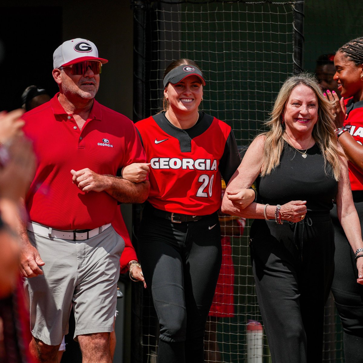 UGASoftball's tweet photo. Thank you,
𝐻𝒶𝓎𝓁𝑒𝓎 𝐸𝒶𝓉𝑜𝓃

#Team28 | #GoDawgs https://t.co/MM6I3LQP3J