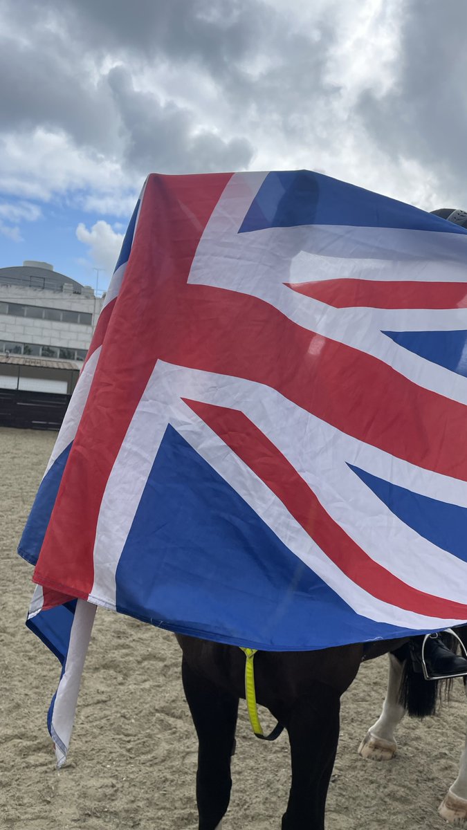 Bit of fun to start the week…. Can you guess who’s under the flag? 🇬🇧 🐴 🤷🏼‍♂️