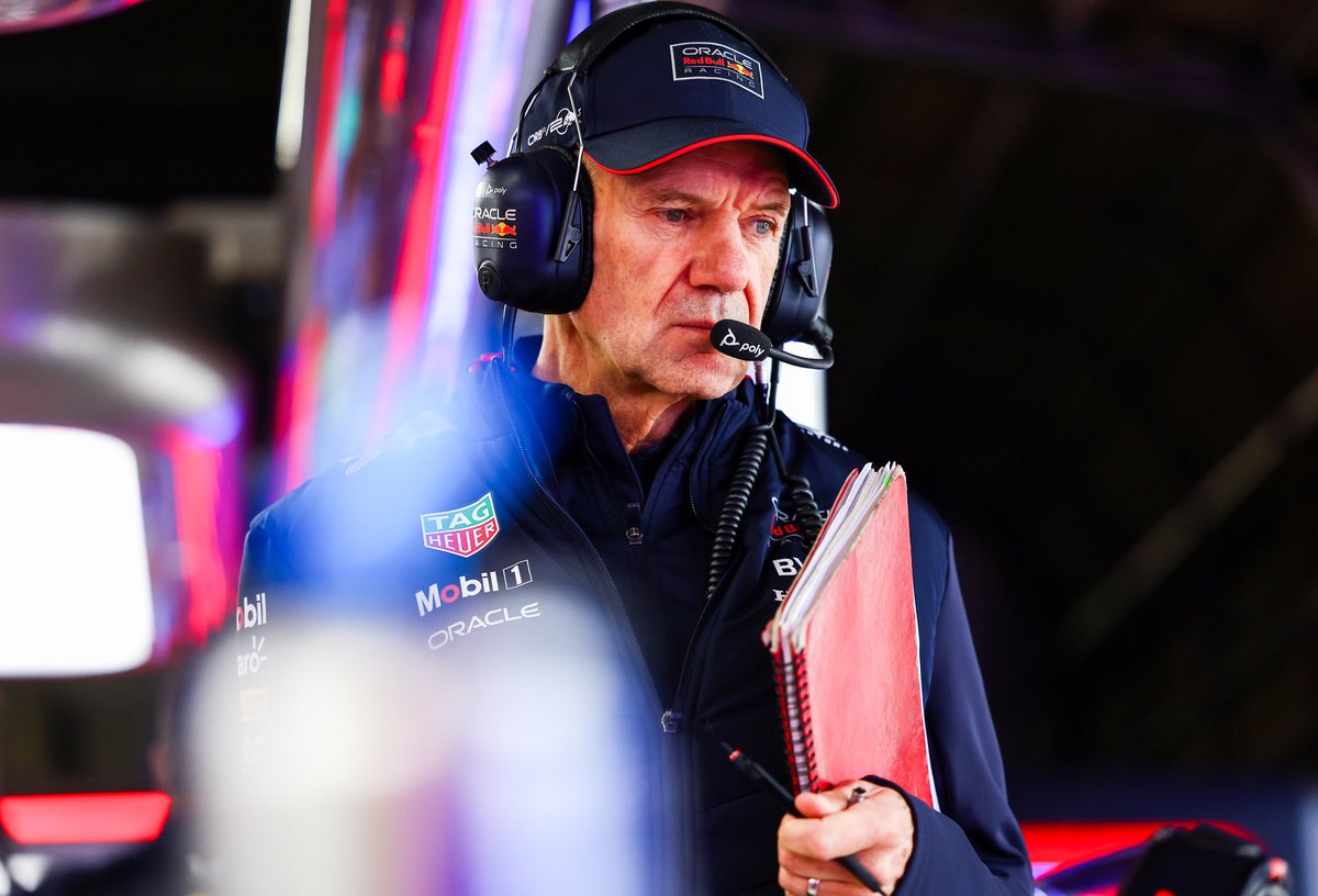 🚨 Mercedes, Adrian Newey ile temas
kurdu. Taraflar, Miami yarışından sonra
bir araya gelecek. (Motorsport İtalya)