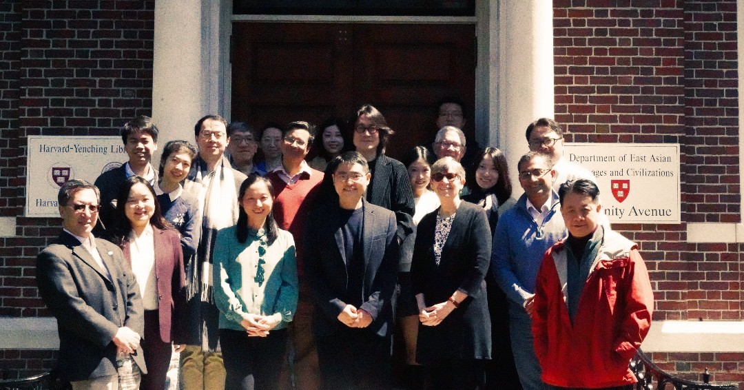 HarvardYenching's tweet photo. Fantastic #harvardyenching  workshop held last week on "Data Underground: Telling China Stories through Grassroots Sources"! https://t.co/qLaRVetxmS