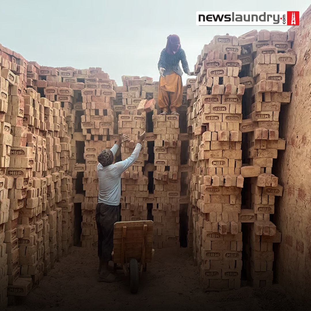 #LokasabhaElection2024 | Of #UttarPradesh’s 7.7 crore eligible women voters, only around 7 crore are registered. @TweetSumedha met some of them on farms and at brick kilns to understand why. newslaundry.com/2024/04/29/vot…