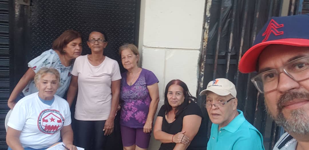 #29Abr El dia de ayer, Mov de inquilinas/os en reunión con vocerías de Edificios Santa Rita, Santa Lucia, Santa Sinforoza , en asistencia a su problematica inquilinaria. #VenezuelaPaisDeEsfuerzoPropio