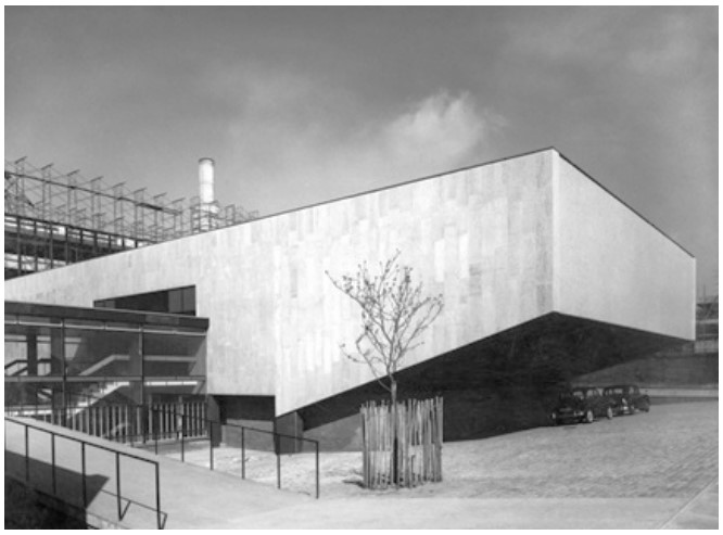 29th April 1959 would see the official opening of Liverpool University's Chadwick Tower and Laboratories. Architect, Sir Basil Spence & Partners