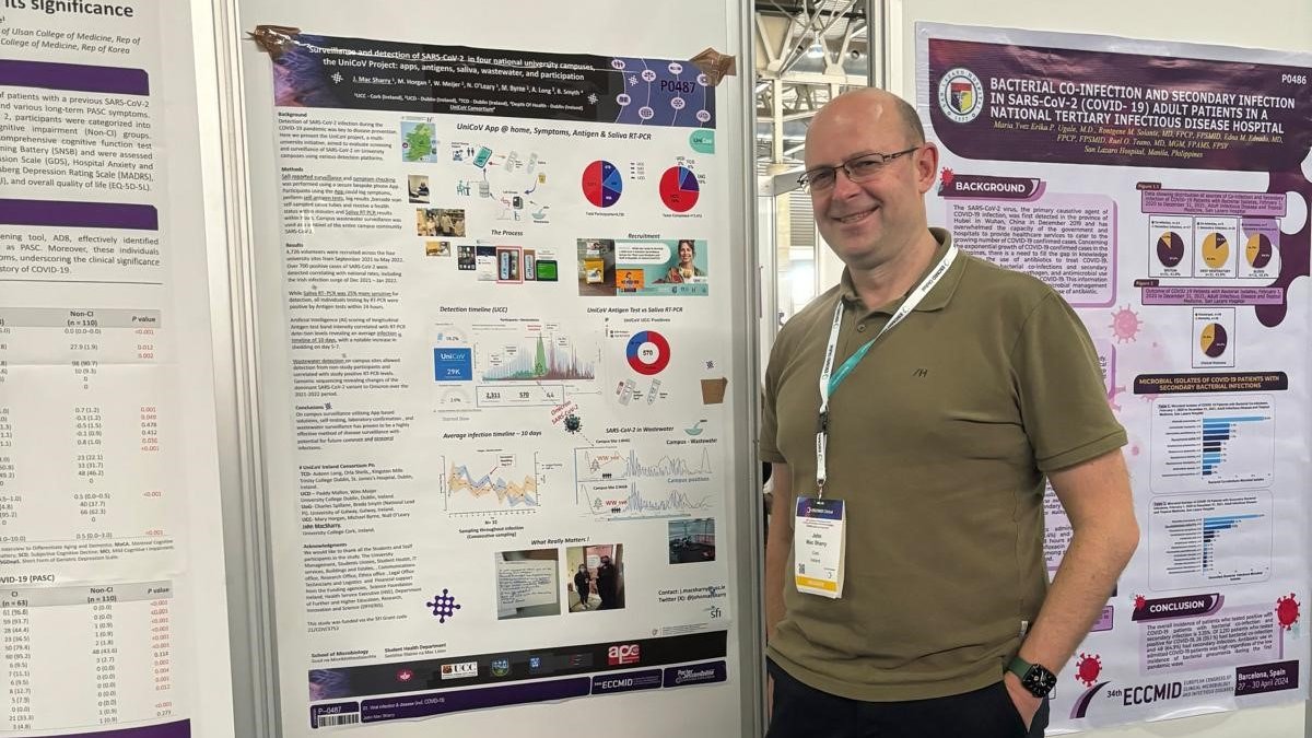 @johnmacsharry is at the @ESCMID conference in Barcelona, presenting to 1500 delegates our UniCoV data on SARS-CoV-2 surveillance on university campuses using Apps, Antigen Test, Saliva and wastewater. @SEFSUCC @UCCResearch #covid19