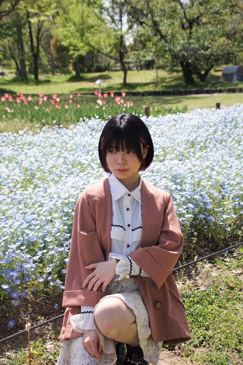 万博記念公園にて
モデル：ななえさん(@nanae_sheeba)
#チューリップ　
#ネモフィラ