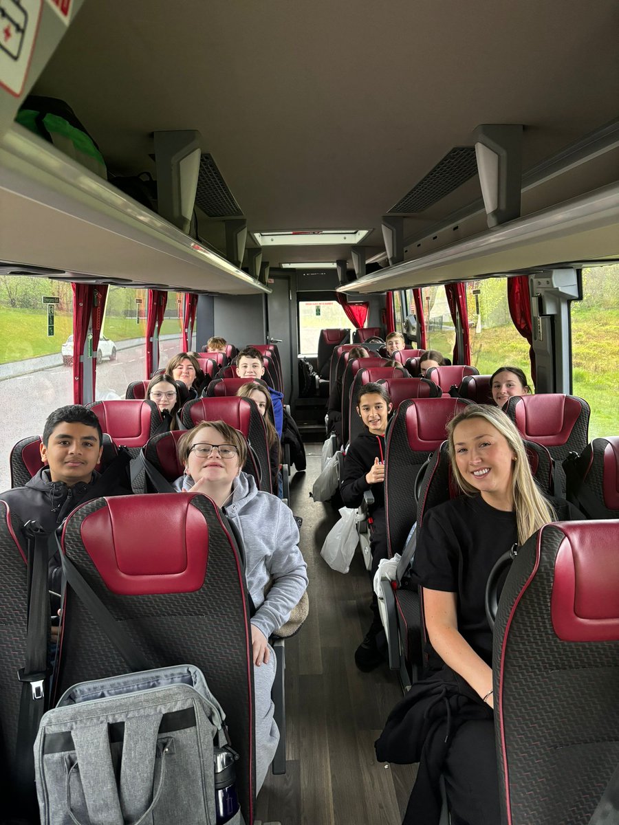 Very exciting scenes at Clydeview this morning with our latest group of S2 making their way to Skye for their Columba 1400 experience. Have a great week guys! @Columba1400