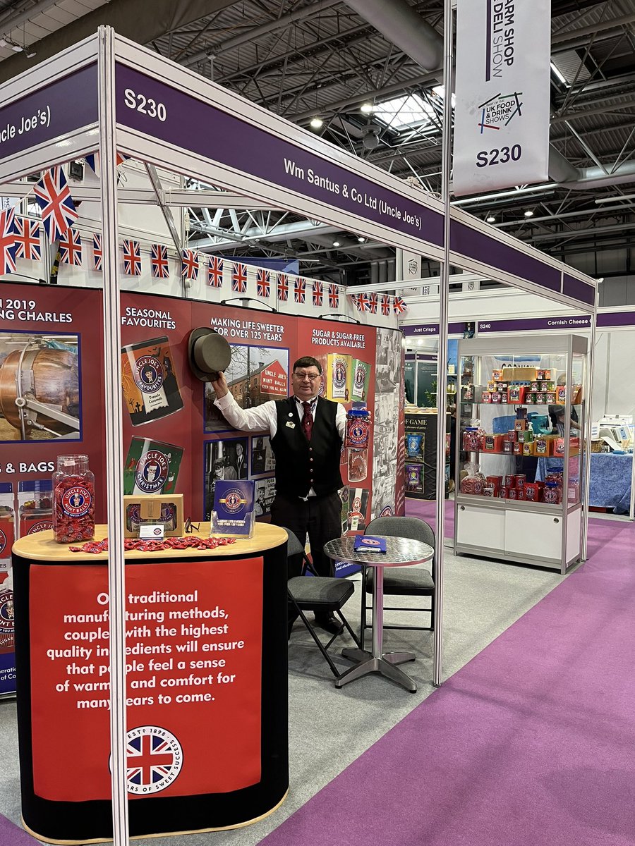UncleJoesSweets's tweet image. Cologne in January, IFE at London Excel in March and now in NEC Birmingham for the third show of the year. Trying to spread the word about our famous Wigan delicacy! Manufactured traditionally since 1898 #exportingisgreat @tradegovuk_NW #familybusiness #retrosweets #handmade