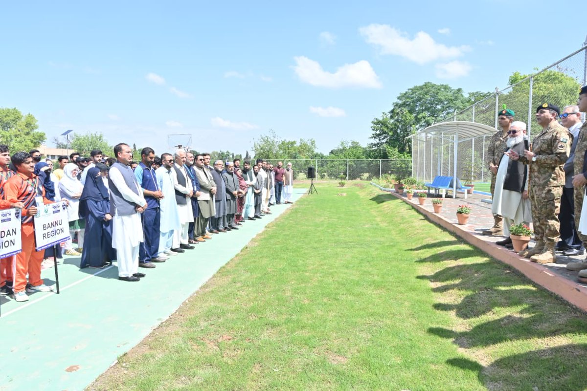 A commitment to education & excellence! 11 Corps fulfills its promise to University Campus Peshawar, inaugurating the Sports Complex. A testament to the Corps' dedication to supporting education & holistic development. 

#PeshawarUniversity