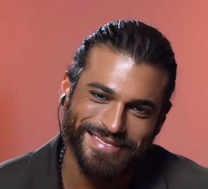 This beautiful face doesn't only show handsome features of this amazing man but also the kind heart he has and so much love and respect for others. Also so much dedication for his work. You have my ♥️ forever #CanYaman #SandokanTheSeries