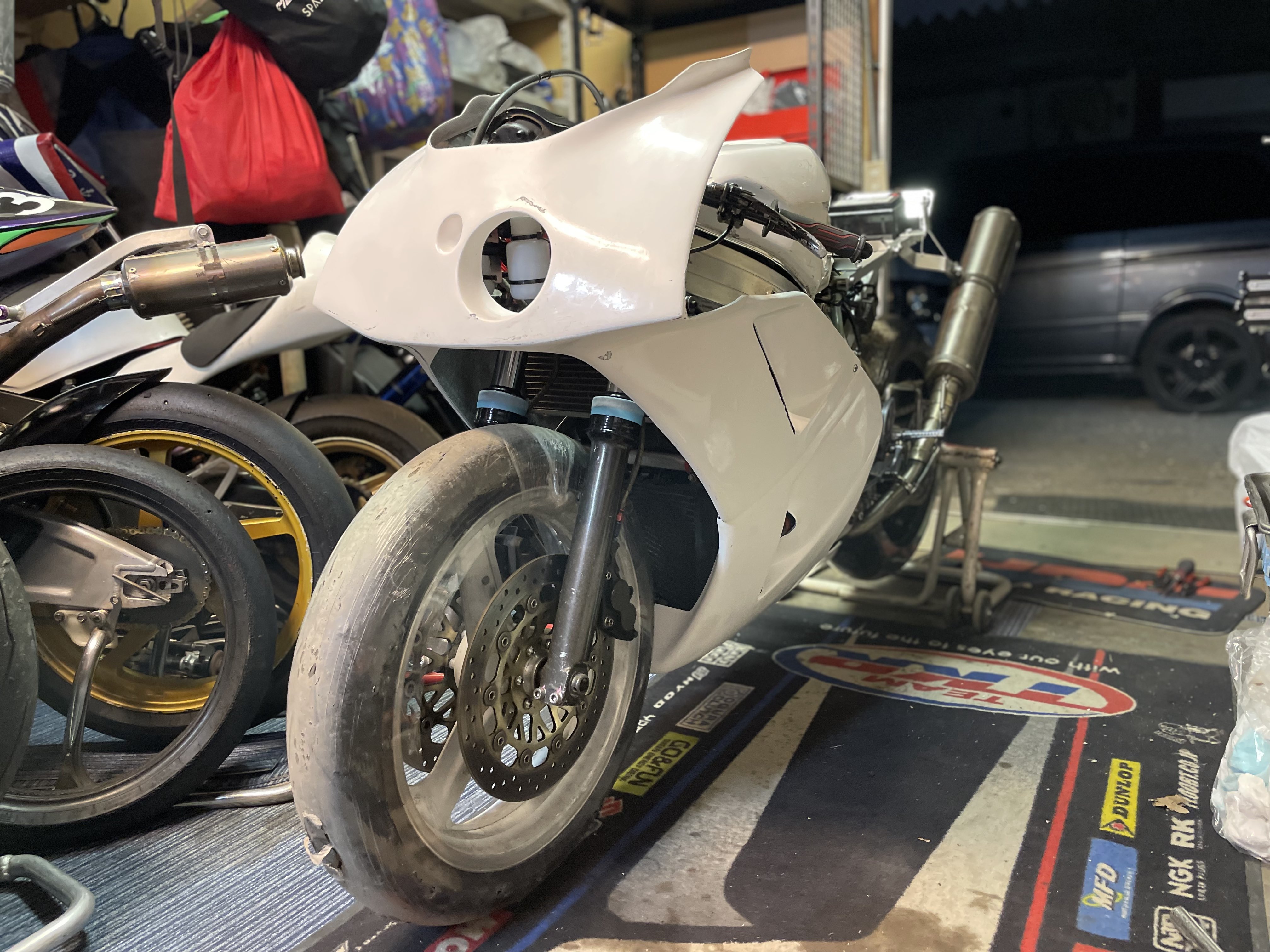 Yahoo!オークション -「vfr400 nc30 カウル」(ホンダ用) (カウル、フェンダー)の落札相場・落札価格