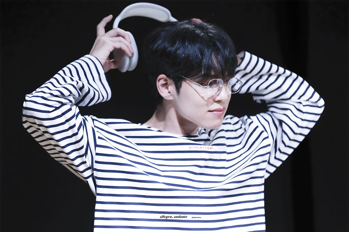 240428 후즈팬 팬싸 👓👓👓👓🧎‍♀️🧎‍♀️🧎‍♀️🧎‍♀️ #DAY6 #원필 #wonpil #데이식스