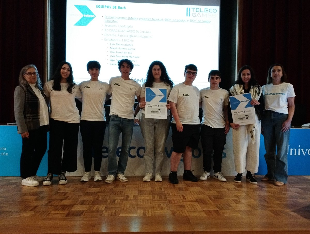 EETelecoVigo's tweet photo. En Bacharelato, ga��aron "LixoAndGo" do IES Isaac Díaz Pardo; "SegurVigal" do IES Rosais II; e "SmartGarden" do IES de Pastoriza. https://t.co/MLI51h2TrT