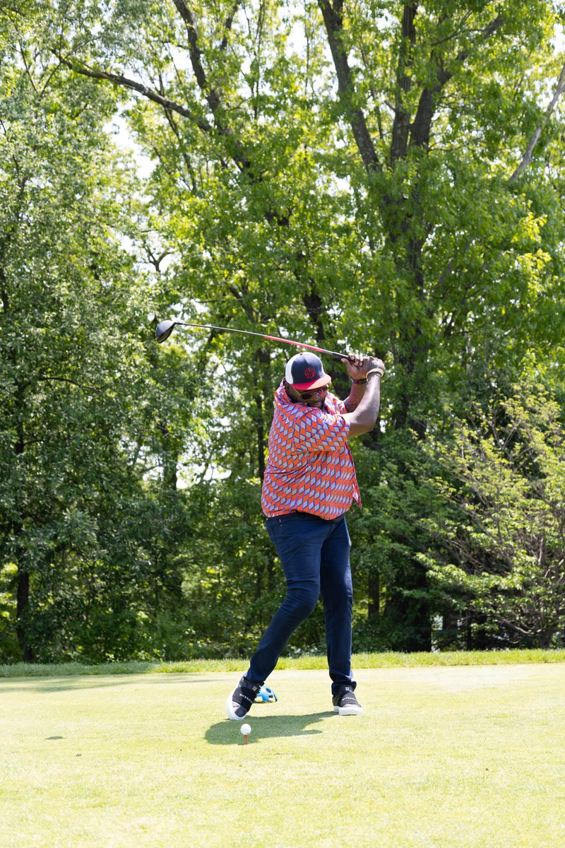 ⛳️ The David Ortiz Soiree of Hearts tees off in 3 weeks! Join Big Papi for a day of unforgettable experiences: + Swing into action at the David Ortiz Boston Heart Classic ️‍ + Test your luck at the electrifying Casino Night after party! #SoireeofHearts